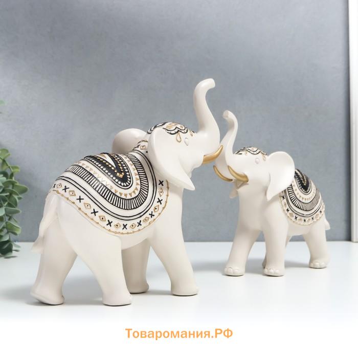 Сувенир полистоун "Индийские белые слоны с узором на попоне" н-р 2шт 18х7х17 21,5х8,5х21 см   735554