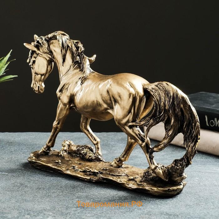 Фигура "Лошадь на камне" 29х9х23см бронза с позолотой
